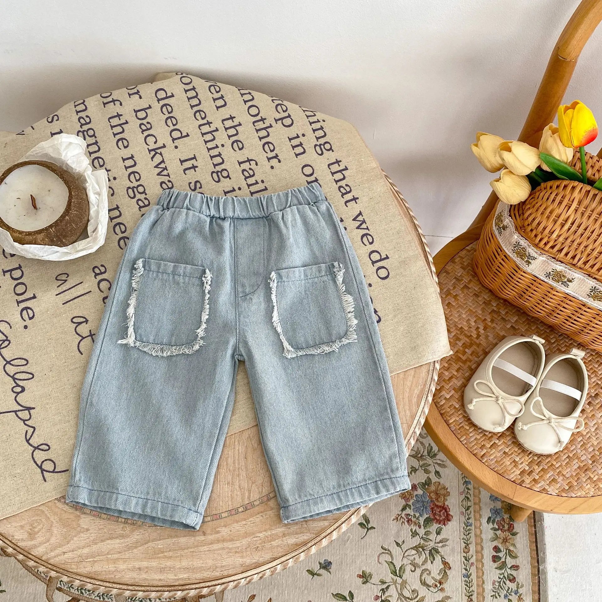 Baby jeans 2025 autumn new style of pocket cotton denim cropped pants for infants and toddlers aged 0-3 years old
